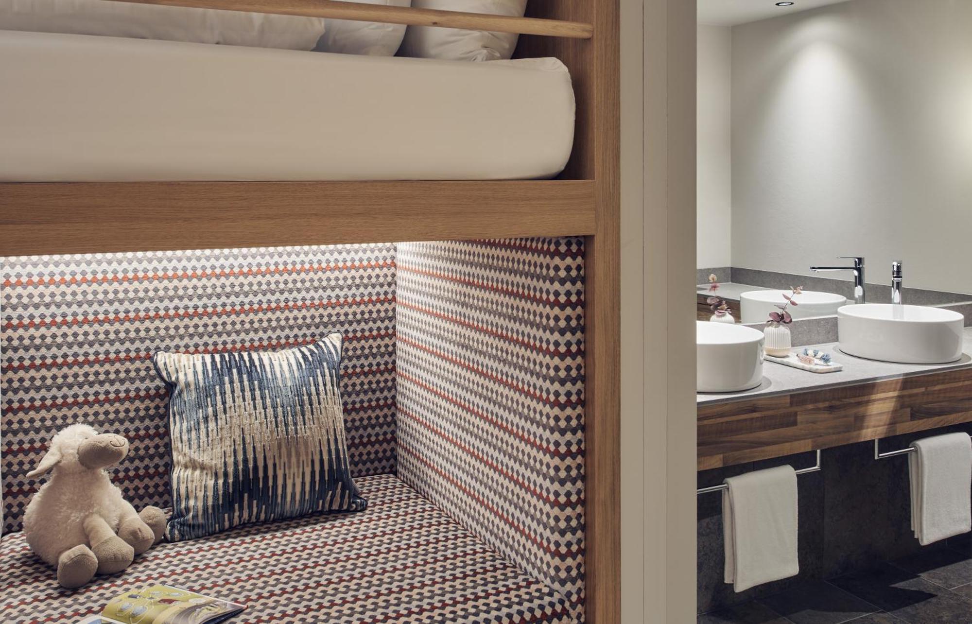 Falkensteiner Hotel & Spa Carinzia Superior Tröpolach Δωμάτιο φωτογραφία